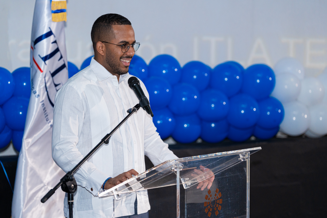 ITLA celebra su primera graduación del programa TEEN en Nagua