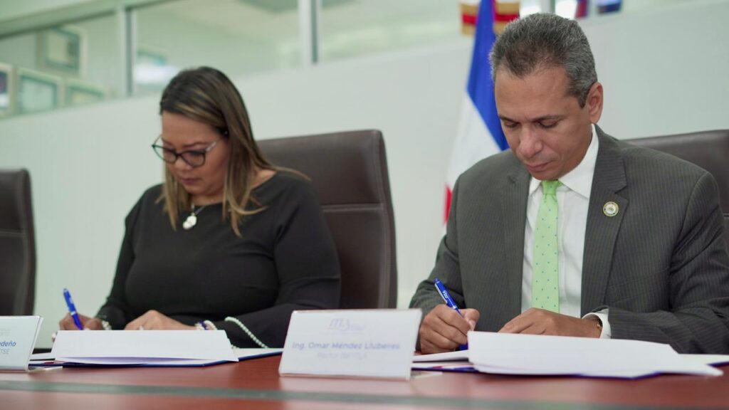 ITLA y el ITSEPMA firman acuerdo de cooperación