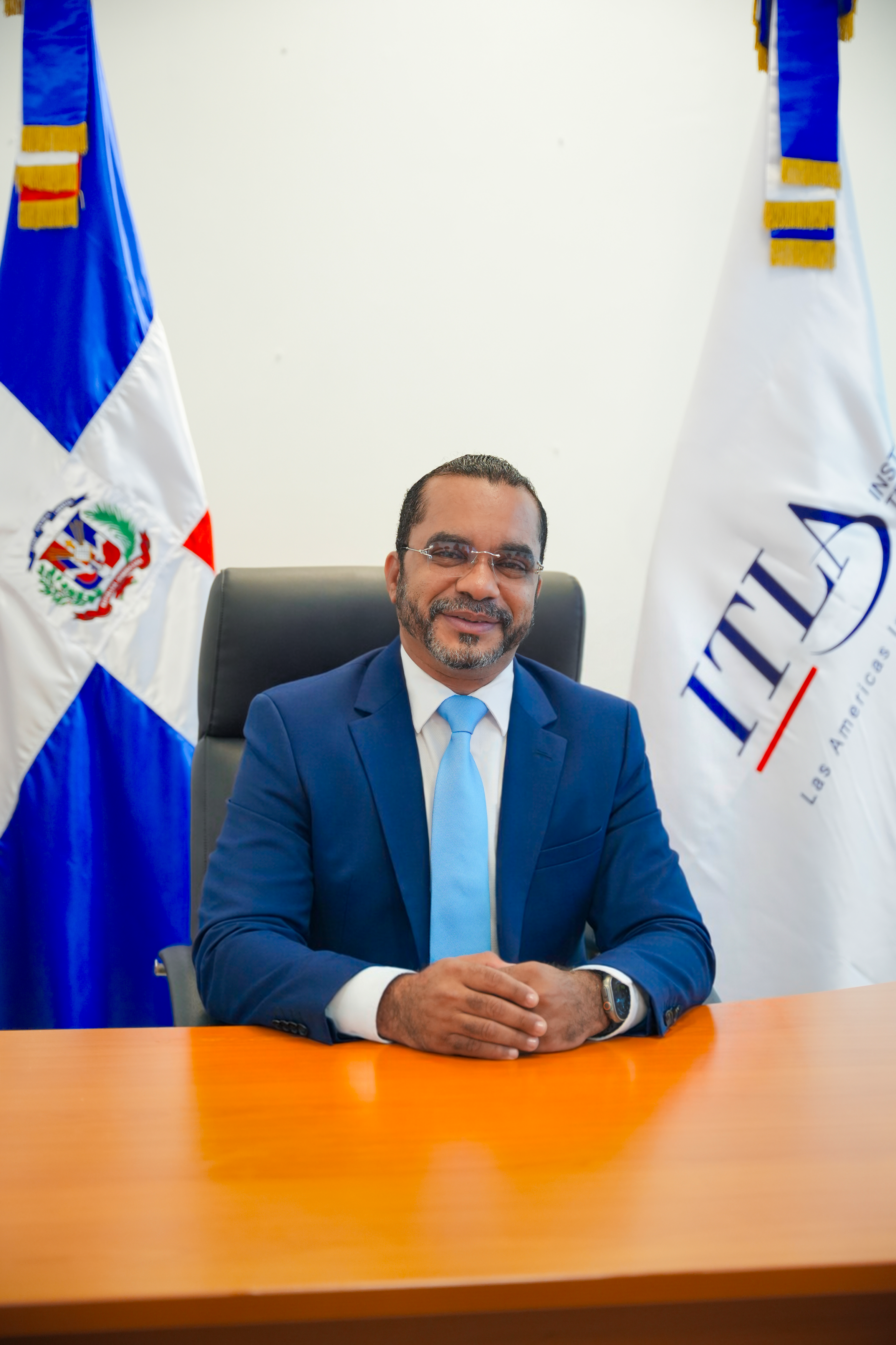 Retrato de Jimmy Rosario Bernard, Rector del Instituto Tecnológico de Las Américas (ITLA)