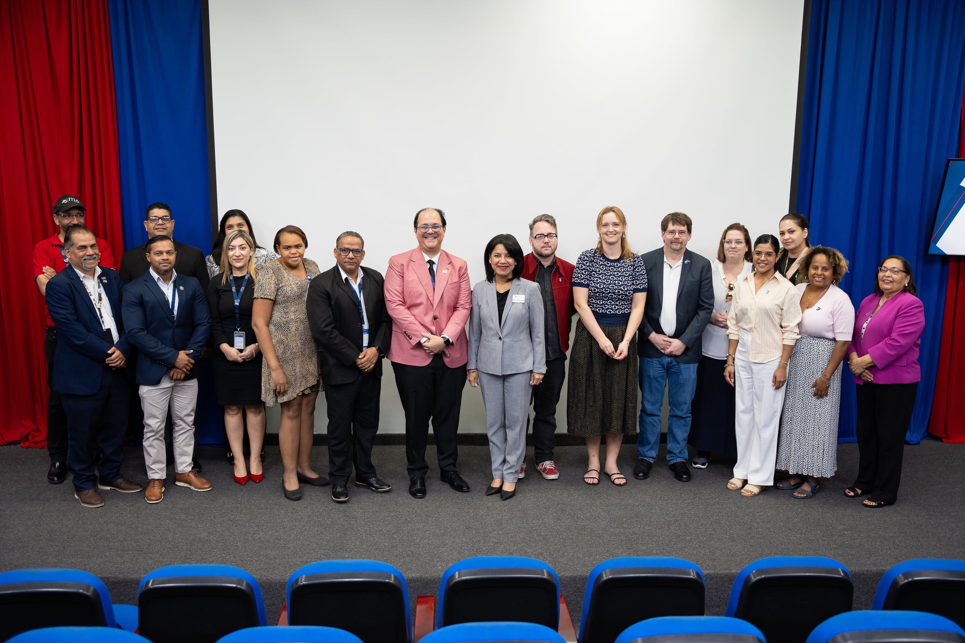 Delegación de NECC visita sede del ITLA para fortalecer cooperación académica internacional