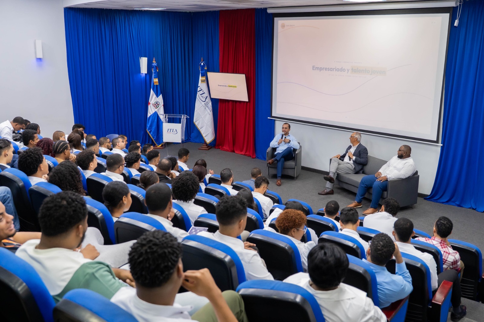 Feria de empleo ITLA 2026 abre nuevas oportunidades para jóvenes profesionales